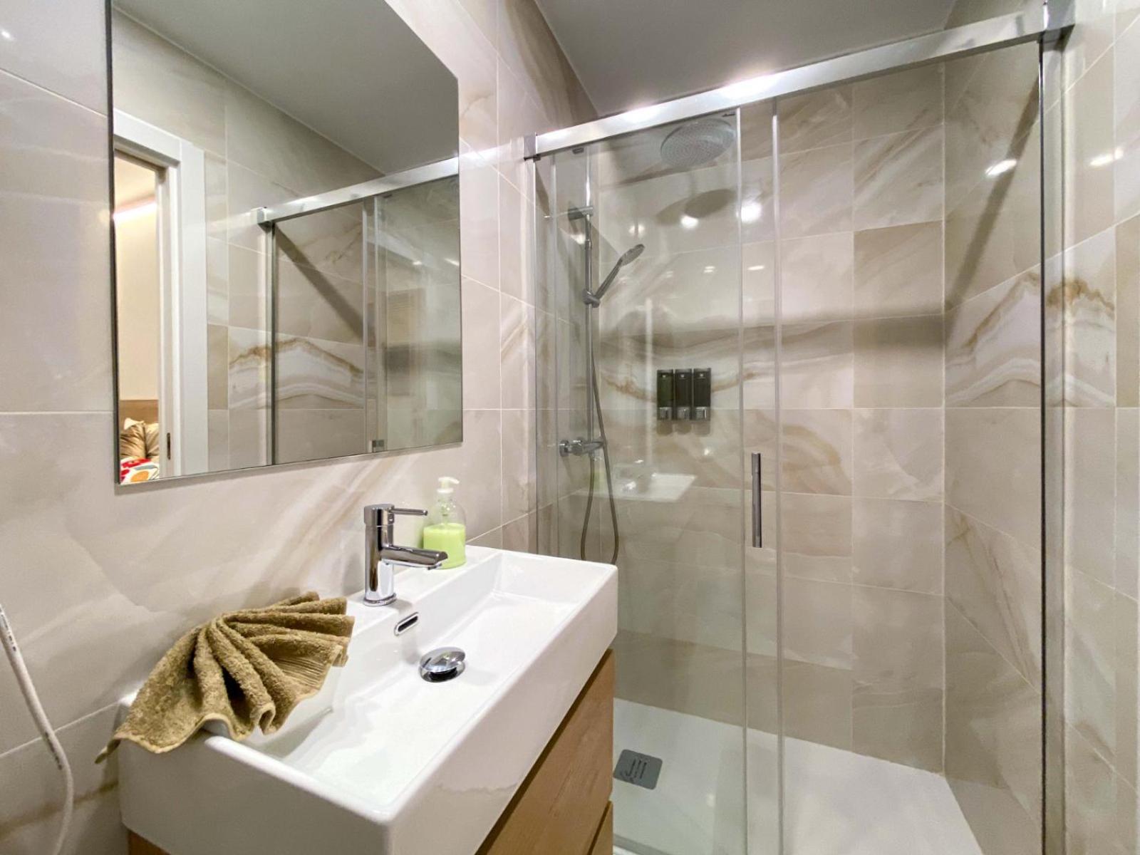 Refugio 2Br Y 2Ba Azca/Bernabeu Apartman Madrid Kültér fotó
